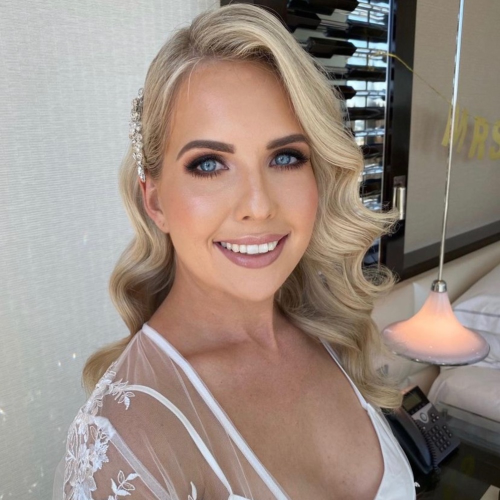 Meet your Posher, Jasmine